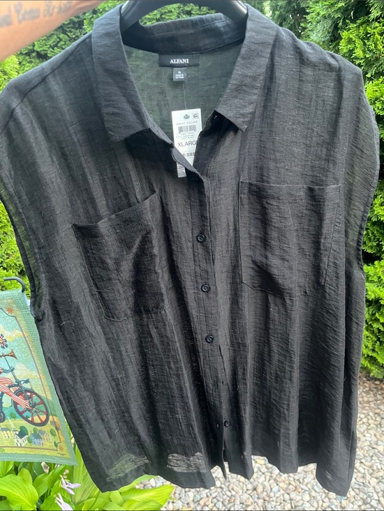 Alfani Tops - Alfani Black Sleeveless Button-Front Shirt with Chest Pockets Size XL